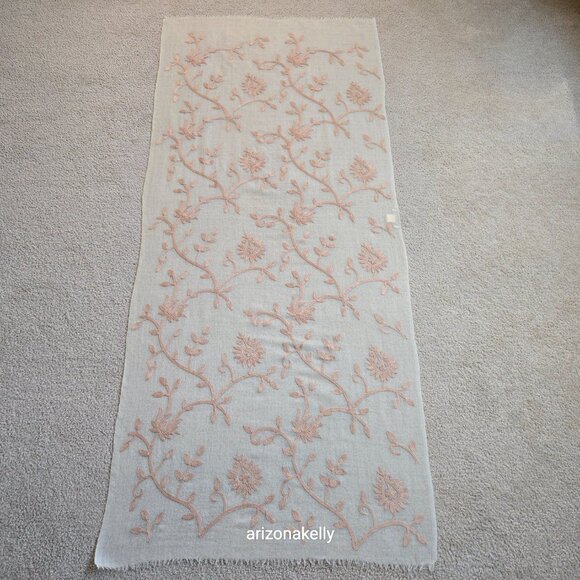 Woven Wool Scarf With Chain Stitch Embroidery Carolina Amato Lightweight - Picture 4 of 13